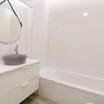 #048 Sunrise Pool & Bright Space 아파트 *