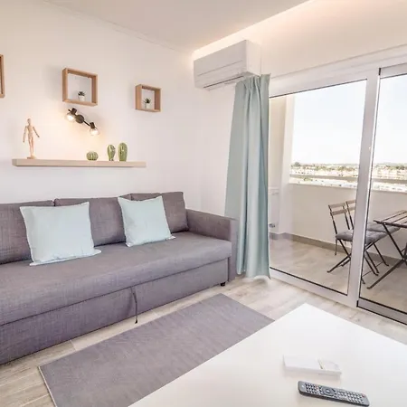 #048 Sunrise By Holidays