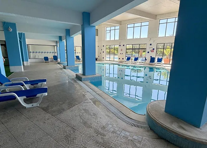 #048 Sunrise Apartment Pool & Bright Space